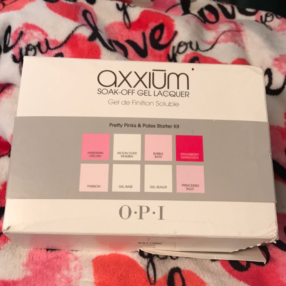 O.P.I. Soak off Gel Nail Polish Starter Kit